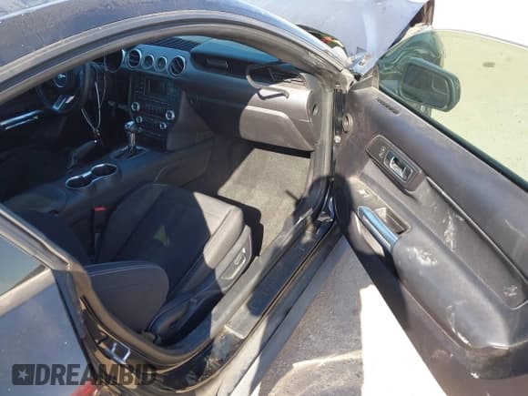 ✅ 2018 Ford Mustang GT • VIN: 1FA6P8CF5J5175651 • Lot: 43662495. Listed on IAAI with 100,620 mi. Free auction sales archive from the USA and detailed vehicle history report at DreamBid. Image 5.