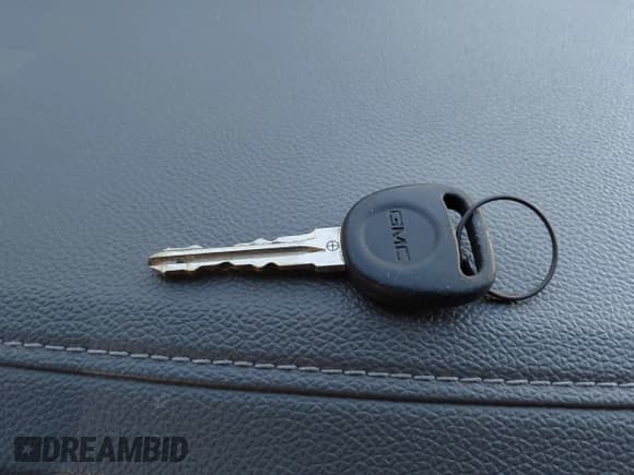 ✅ 2016 GMC Acadia SLT • VIN: 1GKKRRKD5GJ148401 • Лот: 43655975. Опубликован ранее на IAAI с пробегом 171 641 миль. Бесплатный доступ к архиву аукционных продаж из США и подробный отчёт об истории автомобиля на DreamBid. Изображение 11.