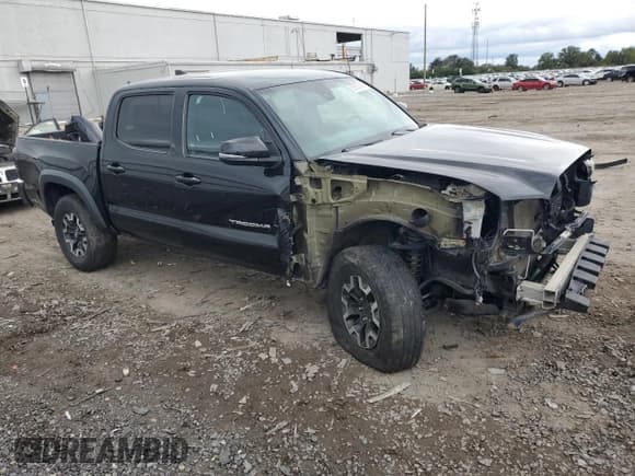 ✅ 2019 Toyota Tacoma SR • VIN: 5TFCZ5AN9KX169566 • Lot: 85550845. Listed on Copart with 113,884 mi. Free auction sales archive from the USA and detailed vehicle history report at DreamBid. Image 4.