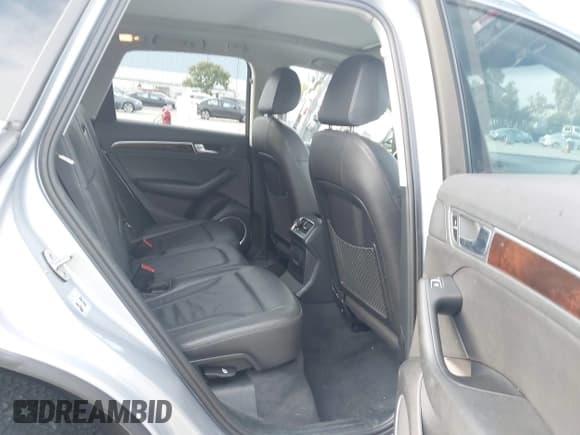 ✅ 2016 Audi Q5 Premium Plus • VIN: WA1D7AFPXGA087699 • Lot: 43774820. Wystawiony na IAAI z przebiegiem 50 820 mil. Bezpłatny archiwum sprzedaży aukcyjnych z USA i szczegółowy raport historii pojazdu na DreamBid. Zdjęcie 8.