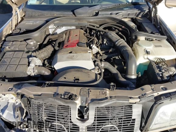 ✅ 2000 Mercedes-Benz C 230 Kompressor • VIN: WDBHA24G9YA856825 • Lot: 41418925. Wystawiony na IAAI z przebiegiem 99 616 mil. Bezpłatny archiwum sprzedaży aukcyjnych z USA i szczegółowy raport historii pojazdu na DreamBid. Zdjęcie 10.