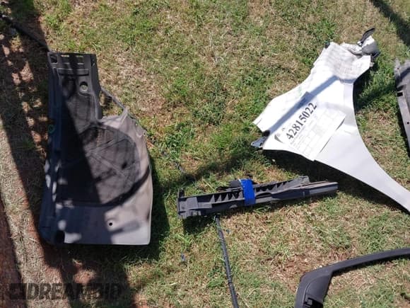 ✅ 2012 Buick LaCrosse Premium 1 • VIN: 1G4GD5E3XCF323522 • Лот: 42815022. Опубликован ранее на IAAI с пробегом 156 556 миль. Бесплатный доступ к архиву аукционных продаж из США и подробный отчёт об истории автомобиля на DreamBid. Изображение 21.