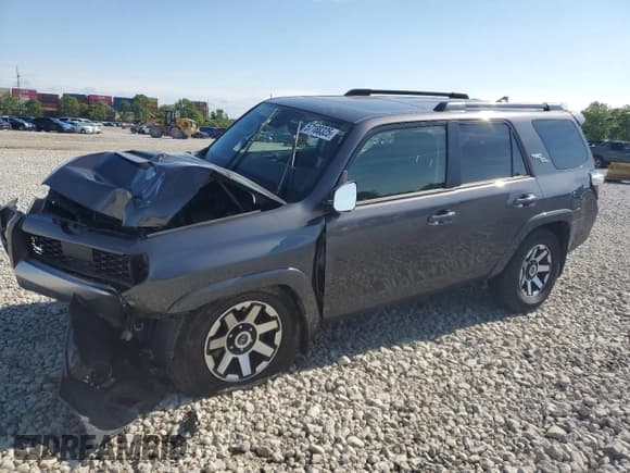✅ 2023 Toyota 4Runner TRD Off Road Premium • VIN: JTERU5JR4P6190328 • Lot: 57188325. Wystawiony na Copart z przebiegiem 32 282 mil. Bezpłatny archiwum sprzedaży aukcyjnych z USA i szczegółowy raport historii pojazdu na DreamBid. Zdjęcie 1.
