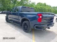 ✅ 2022 Chevrolet Silverado 1500 RST • VIN: 3GCUYEED3NG178118 • Лот: 42201383. Опубликован ранее на IAAI с пробегом 63 065 миль. Бесплатный доступ к архиву аукционных продаж из США и подробный отчёт об истории автомобиля на DreamBid. Изображение 3.