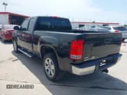 ✅ 2011 GMC Sierra 1500 SLE • VIN: 1GTR1VE03BZ381366 • Lot: 42025871. Wystawiony na IAAI z przebiegiem 91 606 mil. Bezpłatny archiwum sprzedaży aukcyjnych z USA i szczegółowy raport historii pojazdu na DreamBid. Zdjęcie 3.