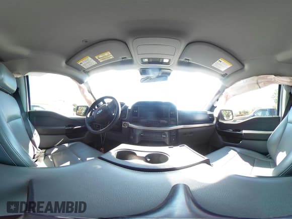 ✅ 2021 Ford F-150 XL • VIN: 1FTEW1C5XMKE11370 • Lot: 40300673. Wystawiony na IAAI z przebiegiem 37 300 mil. Bezpłatny archiwum sprzedaży aukcyjnych z USA i szczegółowy raport historii pojazdu na DreamBid. Zdjęcie 19.