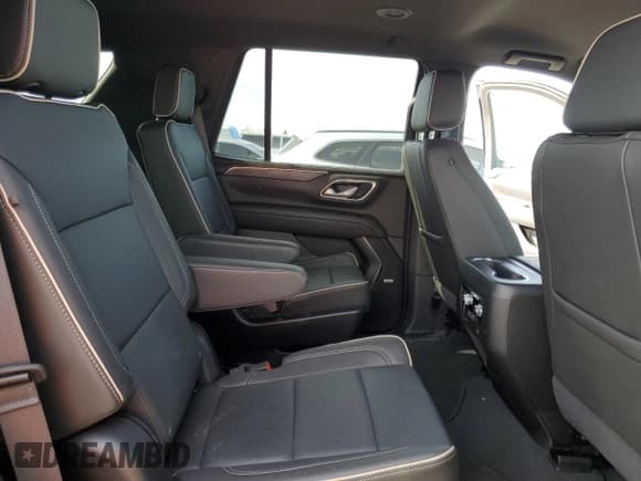 ✅ 2024 GMC Yukon SLT • VIN: 1GKS2BKD8RR272274 • Lot: 44566235. Wystawiony na Copart z przebiegiem 9 889 mil. Bezpłatny archiwum sprzedaży aukcyjnych z USA i szczegółowy raport historii pojazdu na DreamBid. Zdjęcie 11.