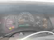 2006 Chevrolet Silverado 1500 LS z VIN 2GCEK19B761349793, wystawiony jako Copart lot #81823174 z przebiegiem 120 358 mil mil oraz Czysty tytuł • Clean title. Historia ofert i sprzedaży dostępna na DreamBid. Obrazek 9.