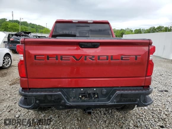 ✅ 2019 Chevrolet Silverado 1500 LT Trail Boss • VIN: 1GCPYFED1KZ197328 • Lot: 52689025. Wystawiony na Copart z przebiegiem 98 840 mil. Bezpłatny archiwum sprzedaży aukcyjnych z USA i szczegółowy raport historii pojazdu na DreamBid. Zdjęcie 6.