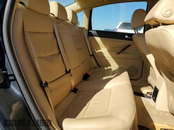 ✅ 2004 Volkswagen Passat GLX • VIN: WVWRH63B84P102465 • Lot: 76418134. Wystawiony na Copart z przebiegiem 106 322 mil. Bezpłatny archiwum sprzedaży aukcyjnych z USA i szczegółowy raport historii pojazdu na DreamBid. Zdjęcie 10.