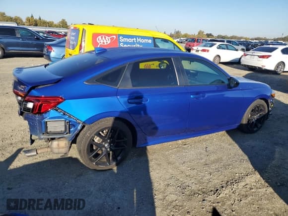 ✅ 2023 Honda Civic Sport • VIN: 2HGFE2F50PH564636 • Lot: 82557225. Wystawiony na Copart z przebiegiem 62 486 mil. Bezpłatny archiwum sprzedaży aukcyjnych z USA i szczegółowy raport historii pojazdu na DreamBid. Zdjęcie 3.