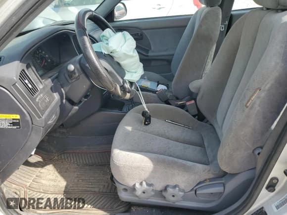 ✅ 2004 Hyundai Elantra GLS • VIN: KMHDN46D14U783666 • Lot: 56871995. Wystawiony na Copart z przebiegiem 144 395 mil. Bezpłatny archiwum sprzedaży aukcyjnych z USA i szczegółowy raport historii pojazdu na DreamBid. Zdjęcie 7.