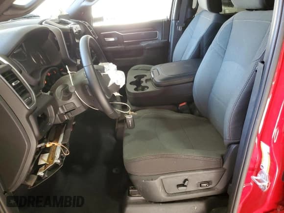 ✅ 2024 Ram 2500 Big Horn • VIN: 3C6UR5DJ6RG397057 • Lot: 91971275. Wystawiony na Copart z przebiegiem 5 186 mil. Bezpłatny archiwum sprzedaży aukcyjnych z USA i szczegółowy raport historii pojazdu na DreamBid. Zdjęcie 7.