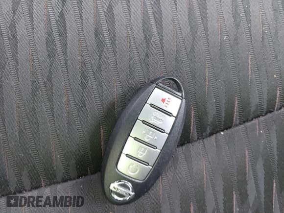 ✅ 2019 Nissan Rogue SL • VIN: 5N1AT2MV5KC786128 • Lot: 42561044. Listed on IAAI with 56,741 mi. Free auction sales archive from the USA and detailed vehicle history report at DreamBid. Image 11.