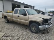 ✅ 2004 Chevrolet Silverado 2500HD LS • VIN: 1GCHK29U44E242992 • Lot: 89549205. Wystawiony na Copart z przebiegiem 247 500 mil. Bezpłatny archiwum sprzedaży aukcyjnych z USA i szczegółowy raport historii pojazdu na DreamBid. Zdjęcie 4.