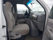 ✅ 1997 Ford Econoline Wagon XL • VIN: 1FBJS31L3VHB66356 • Lot: 39189974. Wystawiony na IAAI z przebiegiem 242 944 mil. Bezpłatny archiwum sprzedaży aukcyjnych z USA i szczegółowy raport historii pojazdu na DreamBid. Zdjęcie 5.