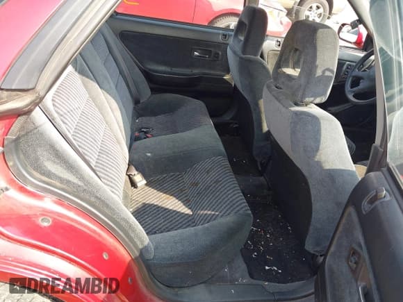 ✅ 1993 Acura Integra • VIN: JH4DB166XPS002901 • Lot: 42931933. Wystawiony na IAAI z przebiegiem 177 885 mil. Bezpłatny archiwum sprzedaży aukcyjnych z USA i szczegółowy raport historii pojazdu na DreamBid. Zdjęcie 8.