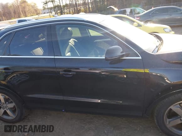 ✅ 2015 Audi Q3 Premium Plus • VIN: WA1BFCFS2FR005944 • Lot: 41867845. Listed on IAAI with 109,712 mi. Free auction sales archive from the USA and detailed vehicle history report at DreamBid. Image 13.