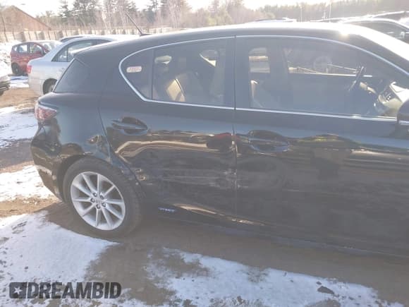 ✅ 2011 Lexus CT 200h • VIN: JTHKD5BH8B2046453 • Lot: 43818492. Listed on IAAI with 235,163 mi. Free auction sales archive from the USA and detailed vehicle history report at DreamBid. Image 6.