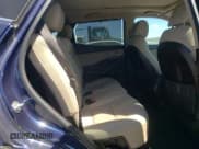 ✅ 2018 Hyundai Santa Fe 2.4L • VIN: 5XYZU3LBXJG505422 • Лот: 52761404. Опубликован ранее на Copart с пробегом 107 022 миль. Бесплатный доступ к архиву аукционных продаж из США и подробный отчёт об истории автомобиля на DreamBid. Изображение 11.