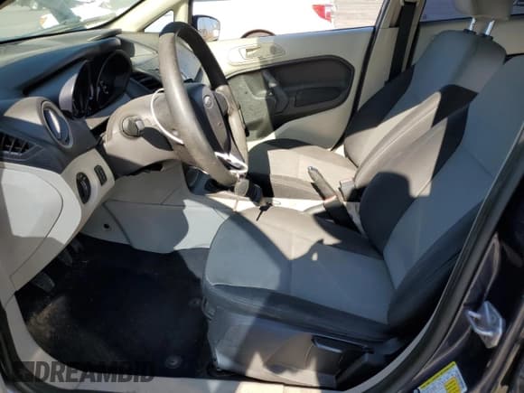 ✅ 2012 Ford Fiesta S • VIN: 3FADP4AJ7CM132076 • Лот: 84290745. Опубликован ранее на Copart с пробегом 121 193 миль. Бесплатный доступ к архиву аукционных продаж из США и подробный отчёт об истории автомобиля на DreamBid. Изображение 7.