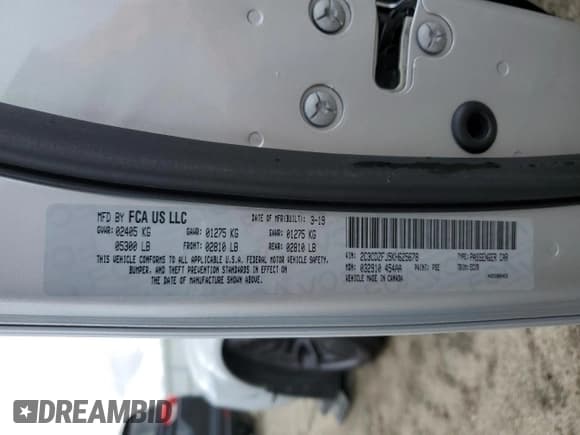 ✅ 2019 Dodge Challenger R/T Scat Pack • VIN: 2C3CDZFJ5KH625678 • Lot: 42818633. Wystawiony na Copart z przebiegiem 25 472 mil. Bezpłatny archiwum sprzedaży aukcyjnych z USA i szczegółowy raport historii pojazdu na DreamBid. Zdjęcie 13.