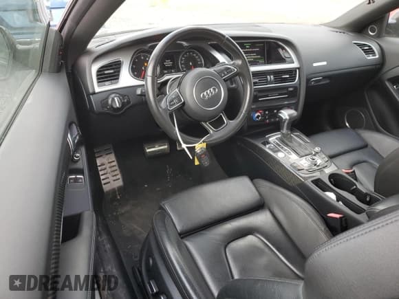✅ 2015 Audi RS 5 • VIN: WUAC6AFR5FA901118 • Lot: 82607914. Listed on Copart with 78,201 mi. Free auction sales archive from the USA and detailed vehicle history report at DreamBid. Image 8.