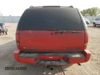 2003 Chevrolet Blazer LS z VIN 1GNDT13X83K135413, wystawiony jako Copart lot #71185894 z przebiegiem Nie podano mil oraz Szkoda całkowita • Salvage title. Historia ofert i sprzedaży dostępna na DreamBid. Obrazek 6.