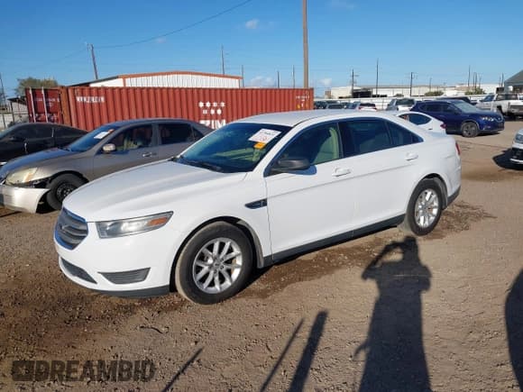 ✅ 2014 Ford Taurus SE • VIN: 1FAHP2D85EG117720 • Лот: 43704831. Опубликован ранее на IAAI с пробегом 120 745 миль. Бесплатный доступ к архиву аукционных продаж из США и подробный отчёт об истории автомобиля на DreamBid. Изображение 2.