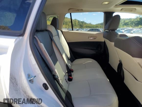 ✅ 2024 Toyota Corolla Cross XLE • VIN: 7MUDAABG0RV098767 • Lot: 86519055. Listed on Copart with 21,948 mi. Free auction sales archive from the USA and detailed vehicle history report at DreamBid. Image 11.