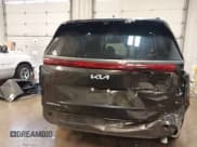 ✅ 2025 Kia Carnival SX • VIN: KNDNE5K33S6467800 • Lot: 41624780. Listed on IAAI with 4,456 mi. Free auction sales archive from the USA and detailed vehicle history report at DreamBid. Image 17.