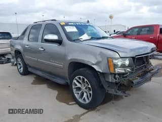 ✅ 2007 Chevrolet Avalanche LS • VIN: 3GNEC120X7G313490 • Lot: 41708302. Listed on IAAI with 171,269 mi. Free auction sales archive from the USA and detailed vehicle history report at DreamBid. Image 1.