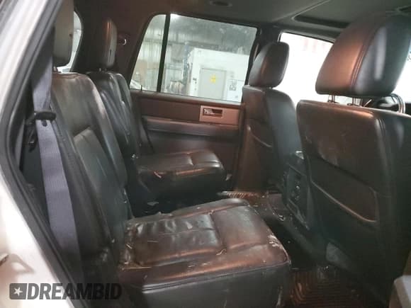 ✅ 2013 Ford Expedition Limited • VIN: 1FMJU2A56DEF16401 • Лот: 57305585. Опубликован ранее на Copart с пробегом 269 842 миль. Бесплатный доступ к архиву аукционных продаж из США и подробный отчёт об истории автомобиля на DreamBid. Изображение 10.