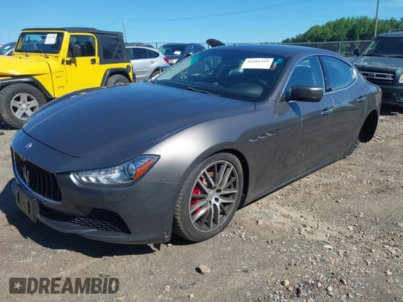✅ 2016 Maserati Ghibli S Q4 • VIN: ZAM57RTAXG1165290 • Lot: 42481342. Listed on IAAI with 67,132 mi. Free auction sales archive from the USA and detailed vehicle history report at DreamBid. Image 18.