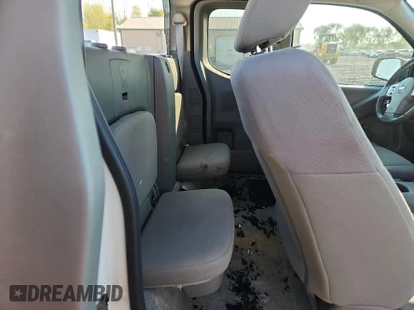 ✅ 2018 Nissan Frontier S • VIN: 1N6BD0CT9JN702614 • Лот: 84912665. Опубликован ранее на Copart с пробегом 232 862 миль. Бесплатный доступ к архиву аукционных продаж из США и подробный отчёт об истории автомобиля на DreamBid. Изображение 10.