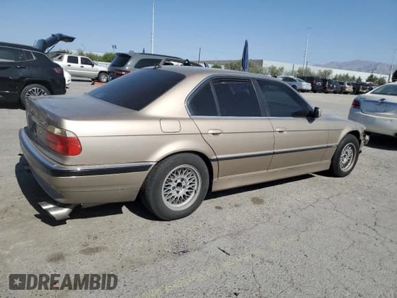 ✅ 2001 BMW 7 Series 740i • VIN: WBAGG83401DN83796 • Lot: 61862025. Listed on Copart with Not provided. Free auction sales archive from the USA and detailed vehicle history report at DreamBid. Image 3.