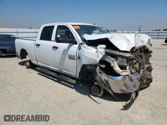 ✅ 2014 Ram 2500 Tradesman • VIN: 3C6UR5CL4EG320698 • Lot: 65570505. Listed on Copart with 174,460 mi. Free auction sales archive from the USA and detailed vehicle history report at DreamBid. Image 4.