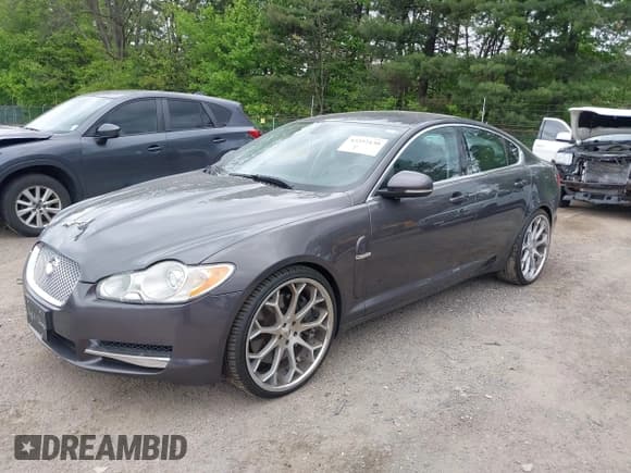 ✅ 2010 Jaguar XF Supercharged • VIN: SAJWA0HE2AMR64439 • Lot: 42252130. Listed on IAAI with 62,278 mi. Free auction sales archive from the USA and detailed vehicle history report at DreamBid. Image 2.