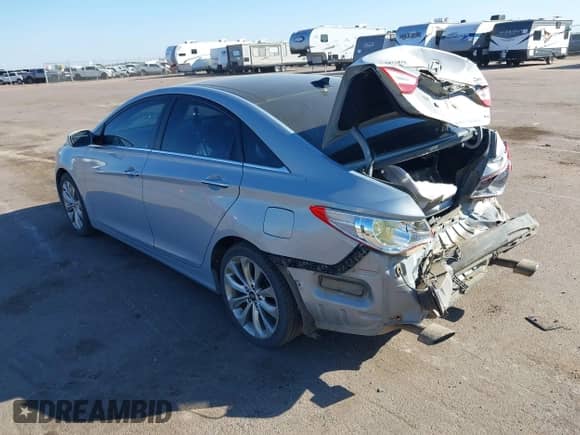 2012 Hyundai Sonata SE with VIN 5NPEC4AB8CH452970, listed as a IAAI auction lot 43304614 with 192,764 mi miles and . Bid and sale history available at DreamBid. Image 3.