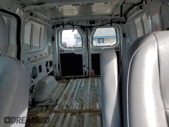 ✅ 2017 Ford Transit • VIN: 1FTYE1YM6HKA04765 • Lot: 51681295. Wystawiony na Copart z przebiegiem 97 441 mil. Bezpłatny archiwum sprzedaży aukcyjnych z USA i szczegółowy raport historii pojazdu na DreamBid. Zdjęcie 10.