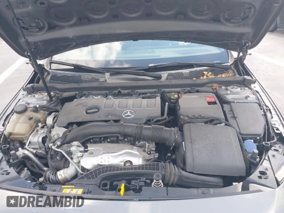 ✅ 2020 Mercedes-Benz A 220 • VIN: W1K3G4EB6LJ230219 • Lot: 43169959. Wystawiony na IAAI z przebiegiem 55 495 mil. Bezpłatny archiwum sprzedaży aukcyjnych z USA i szczegółowy raport historii pojazdu na DreamBid. Zdjęcie 10.