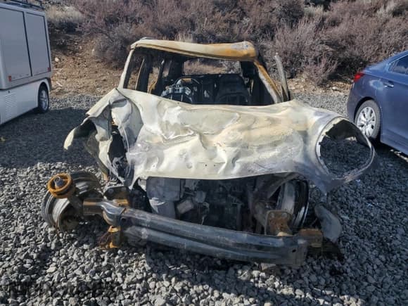 ✅ 2014 MINI Countryman S • VIN: WMWZC5C5XEWP40014 • Lot: 43469385. Listed on Copart with Not provided. Free auction sales archive from the USA and detailed vehicle history report at DreamBid. Image 5.