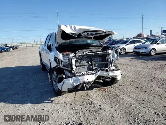 ✅ 2025 GMC Sierra 1500 Denali • VIN: 1GTUUGEL0SZ111146 • Лот: 47490085. Опубликован ранее на Copart с пробегом 908 миль. Бесплатный доступ к архиву аукционных продаж из США и подробный отчёт об истории автомобиля на DreamBid. Изображение 11.