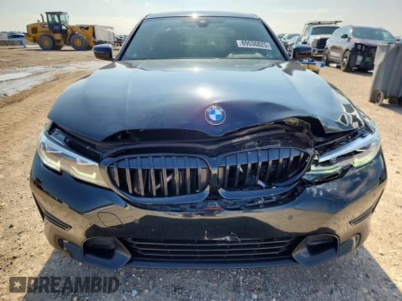 ✅ 2021 BMW 3 Series 330i • VIN: 3MW5R1J01M8B92943 • Lot: 89536825. Listed on Copart with 38,164 mi. Free auction sales archive from the USA and detailed vehicle history report at DreamBid. Image 5.