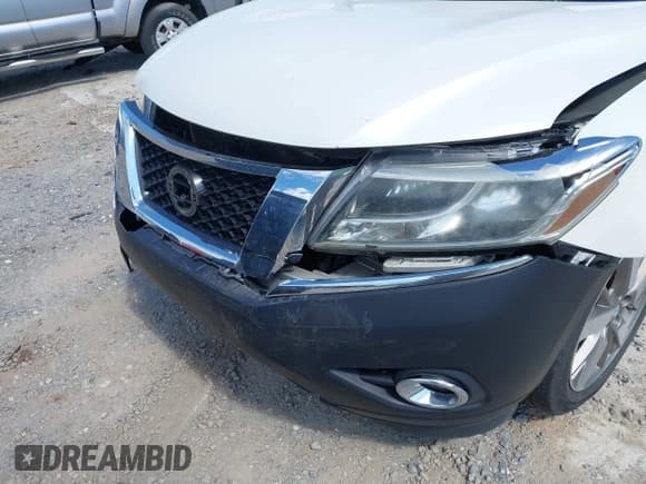 ✅ 2015 Nissan Pathfinder Platinum • VIN: 5N1AR2MM0FC613659 • Lot: 42194214. Listed on IAAI with 138,180 mi. Free auction sales archive from the USA and detailed vehicle history report at DreamBid. Image 6.