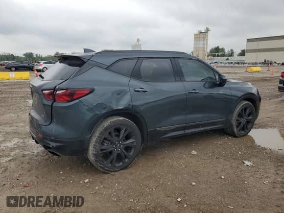 2019 Chevrolet Blazer RS z VIN 3GNKBJRS1KS669748, wystawiony jako Copart lot #82110095 z przebiegiem 120 996 mil mil oraz Szkoda całkowita • Salvage title. Historia ofert i sprzedaży dostępna na DreamBid. Obrazek 3.