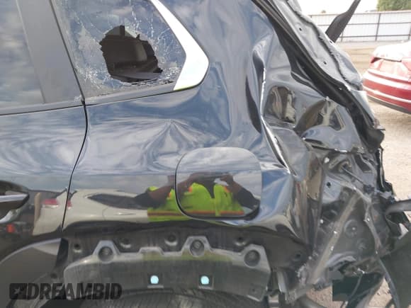 ✅ 2025 Mazda CX-50 Hybrid Preferred Package • VIN: 7MMVAABWXSN125605 • Lot: 43437221. Wystawiony na IAAI z przebiegiem 6 487 mil. Bezpłatny archiwum sprzedaży aukcyjnych z USA i szczegółowy raport historii pojazdu na DreamBid. Zdjęcie 6.