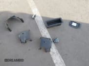 ✅ 2000 Chevrolet Blazer LT • VIN: 1GNDT13W6Y2383741 • Lot: 40957201. Wystawiony na IAAI z przebiegiem 215 604 mil. Bezpłatny archiwum sprzedaży aukcyjnych z USA i szczegółowy raport historii pojazdu na DreamBid. Zdjęcie 12.