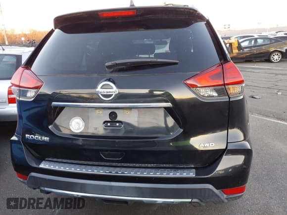 ✅ 2017 Nissan Rogue SV • VIN: KNMAT2MV6HP526388 • Lot: 43729046. Listed on IAAI with 81,162 mi. Free auction sales archive from the USA and detailed vehicle history report at DreamBid. Image 15.