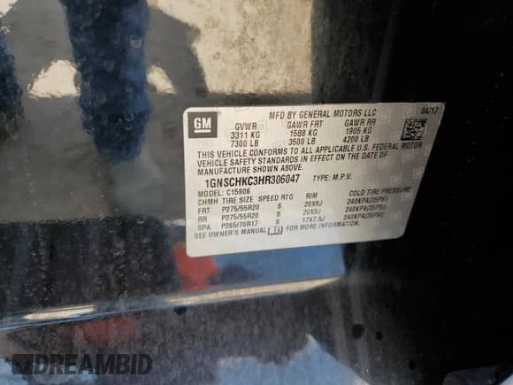 2017 Chevrolet Suburban LT z VIN 1GNSCHKC3HR306047, wystawiony jako Copart lot #72534444 z przebiegiem 151 748 mil mil oraz Szkoda całkowita • Salvage title. Historia ofert i sprzedaży dostępna na DreamBid. Obrazek 13.